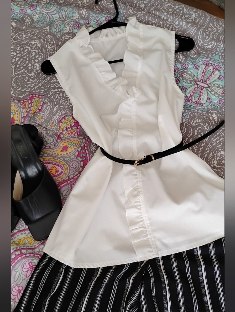 Apt. 9 White Ruffled A-Line Top - Black And White Boho Wide Leg Pants
